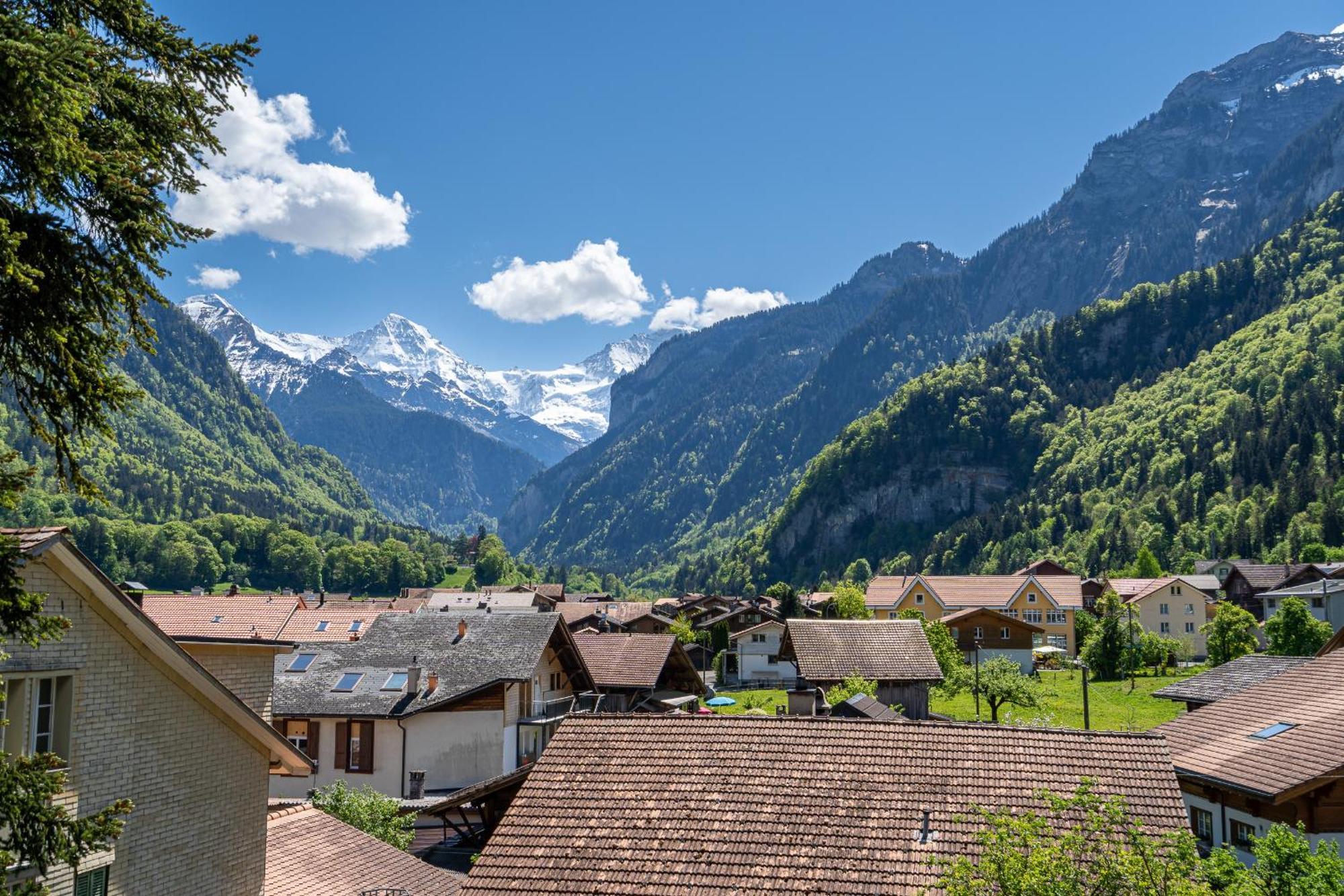 Alpenblick Hotel & Restaurant Wilderswil By Interlaken Exterior foto